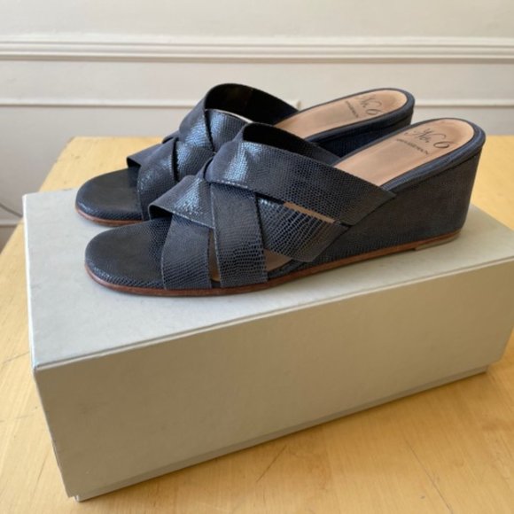 No.6 Orlando Wedge Sandals (navy, size 8) - Picture 3 of 8